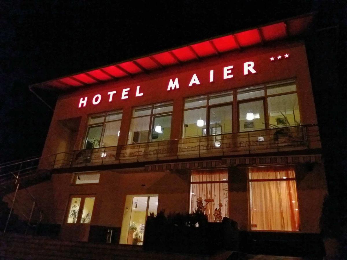 Hotel Maier Hunedoara Exterior foto